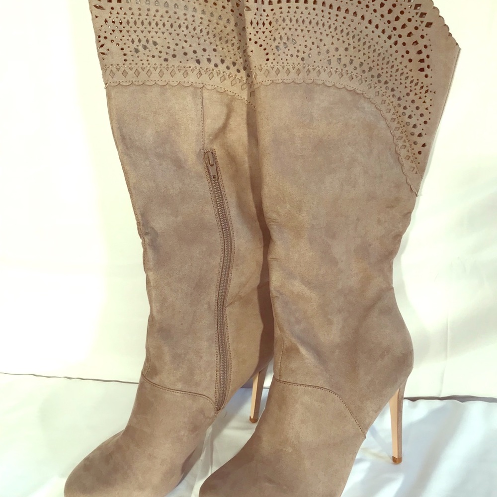 COPY - Sz 11 khaki boots with cut out top